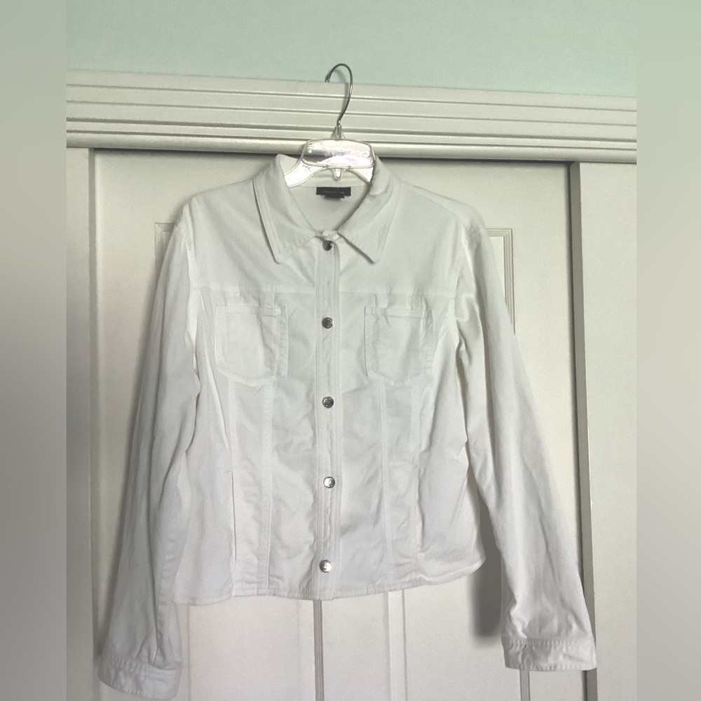 JONES NEW YORK Signature Jean Jacket